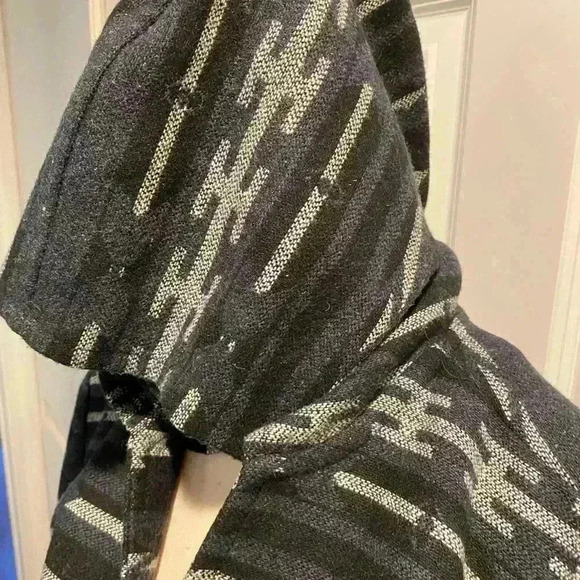 Tulle Anthropologie Womens Aztec Hooded Wrap Coat Wool Blend Pocket Gray Blue M - Picture 6 of 14